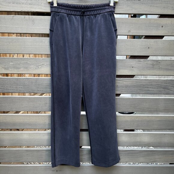 Lululemon Heathered Black Softstreme High-Rise Straight-Leg Cropped Pant, Size 2 - Picture 2 of 9